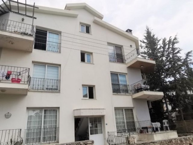 ALSANCAK'TA 3 ODALI DAİRE 