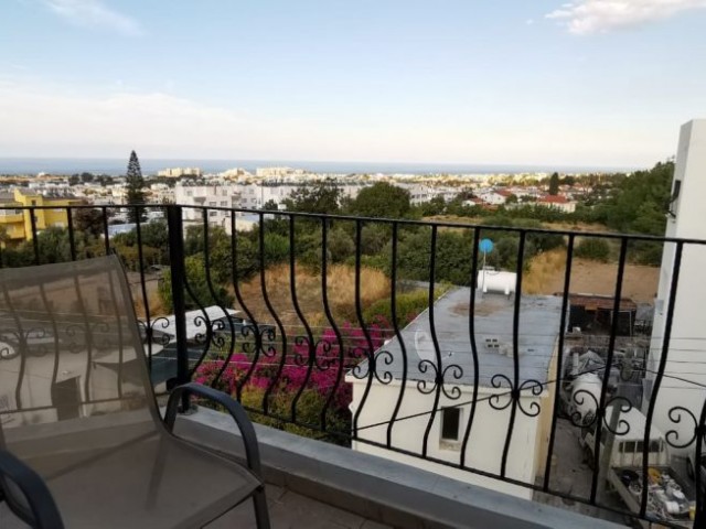 ALSANCAK'TA 3 YATAK ODALI  PENTHOUSE