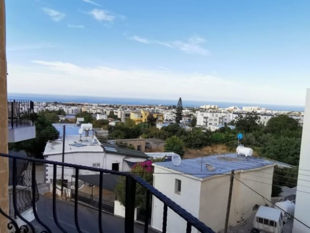 ALSANCAK'TA 3 YATAK ODALI  PENTHOUSE