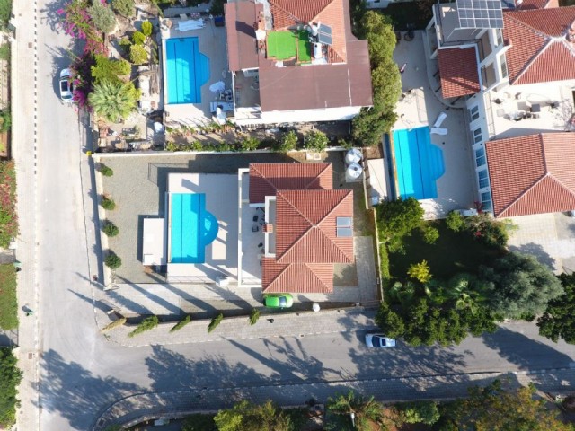 3 BEDROOM VILLA WITH POOL IN ALSANCAK