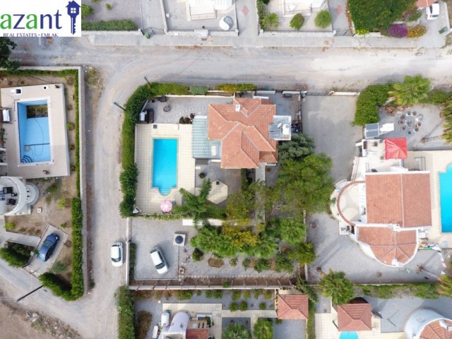 FOR SALE, 3 BEDROOM DETACHED VILLA IN A VERY QUIET AREA OF KARSIYAKA.