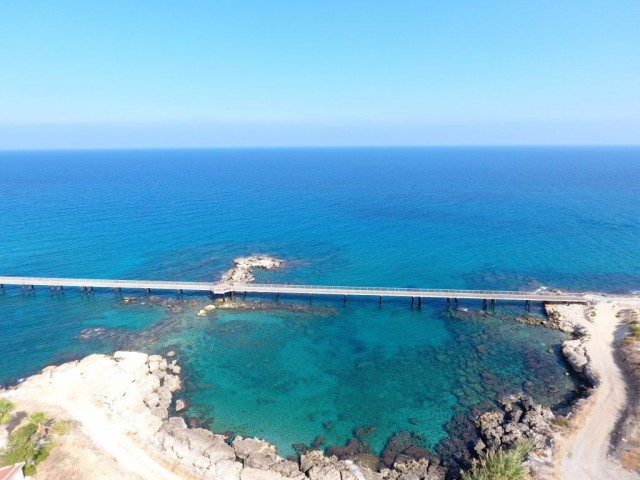 3 Yatak Odali Bungalow Havuzlu Laptada