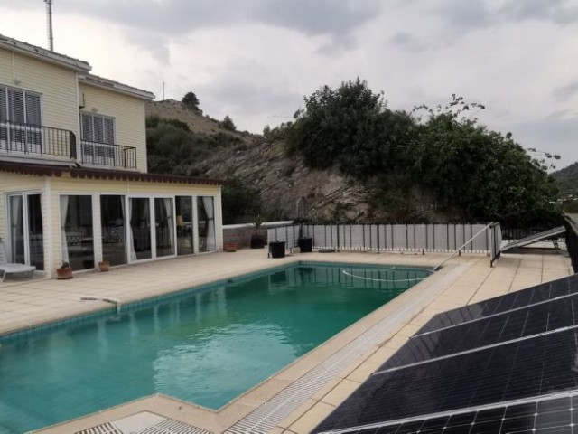  3 BEDROOM VILLA WITH POOL NEAR THE SEA IN KARSIYAKA