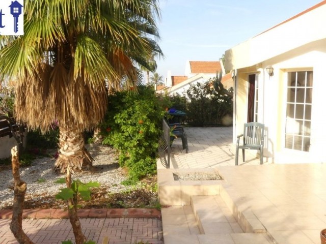 FOR SALE, 4 BEDROOM BUNGALOW IN A QUIET AREA OF KARSIYAKA.