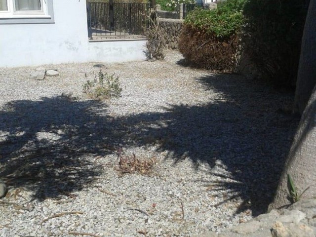 FOR RENT, 3 BEDROOM VILLA, IN A QUITE AREA OF KARSIYAKA.