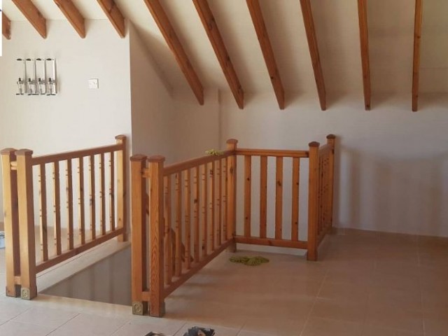 FOR RENT, 3 BEDROOM VILLA, IN A QUITE AREA OF KARSIYAKA.