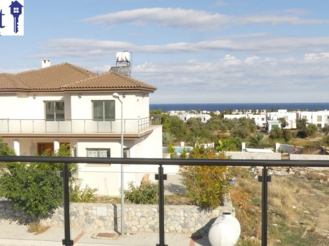 FOR RENT, BRAND NEW, 2-BEDROOM APARTMENT AND   ROOF TERRACE WITH STUNNING VIEWS.