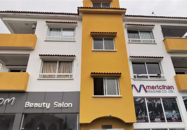 3 BEDROOM APARTMENT IN  KYRENIA CENTRE