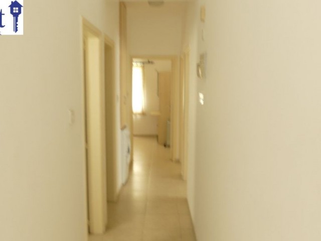 3-Zimmer-Wohnung Zu Verkaufen-Kyrenia, Kyrenia Zentrum, Nordzypern ** 