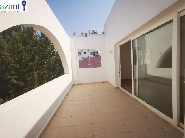 Yukarı Girne'de Satılık 3+1 Penthouse 