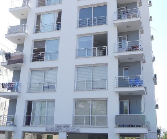 TO RENT, 2 + 1 APARTMENT IN THE CENTER OF KYRENIA.