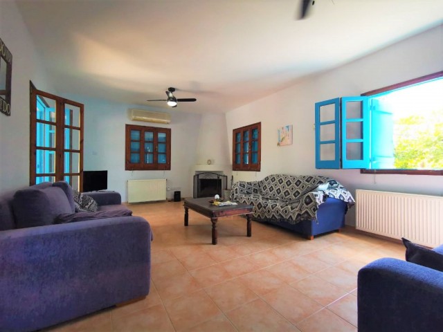 Villa For Sale In Cyprus Kyrenia Alsancak