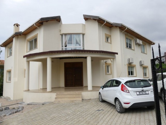 FOUR BEDROOM VILLA WITH POOL IN EDREMIT