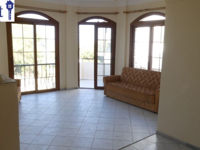 TO RENT, 3 + 2, MIDDLE FLOOR APARTMENT IN LAPTA.