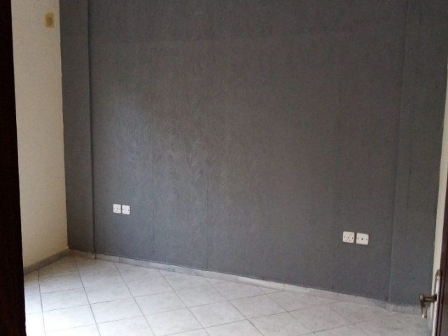 TO RENT, 3 + 2, MIDDLE FLOOR APARTMENT IN LAPTA.