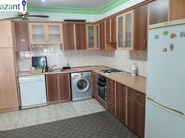 2 BEDROOM GROUND FLOOR APARTMENT IN KYRENIA CENTRE 