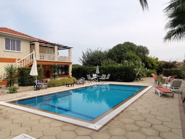 BEAUTIFUL 4 BEDROOM VILLA WITH POOL IN LAPTA