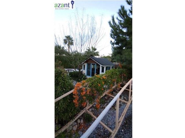 BUNGALOW MIT 2 SCHLAFZIMMERN MIT GARTEN IN ALSANCAK ** 