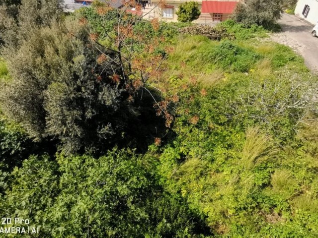 GRUNDSTÜCK MIT MEERBLICK IN KYRENIA KARSIYAKA ** 