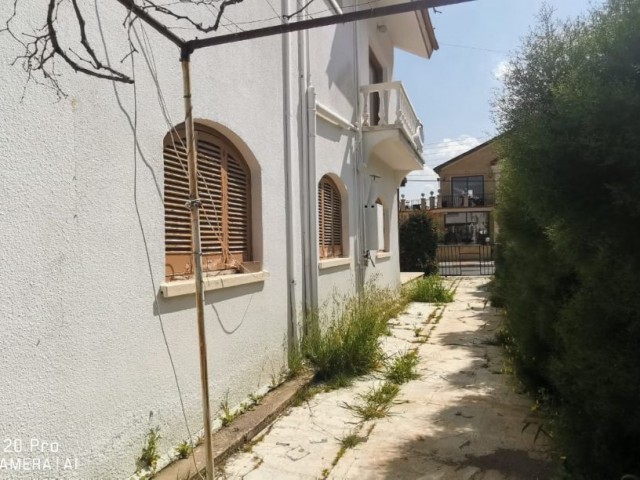 TRADITIONAL  4 BEDROOM VILLA IN KARAOGLANOGLU