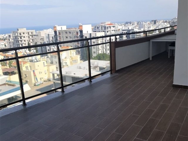 3 BEDROOMS APARTMENT IN KYRENIA