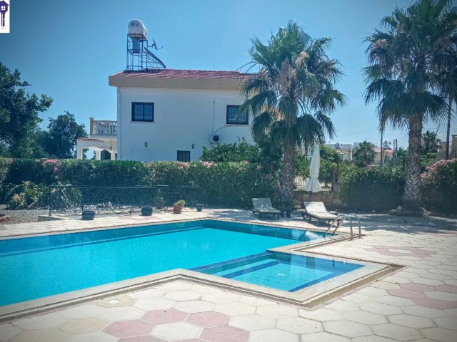 AMAZING 4 BEDROOMS VILLA WITH SWIMMING POOL IN ALSANCAK