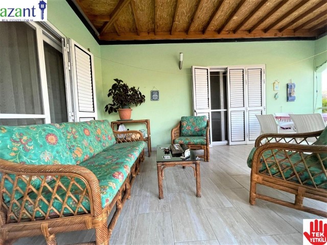 FANTASTISCHER 3-SCHLAFZIMMER-BUNGALOW IN KARSIYAKA ** 