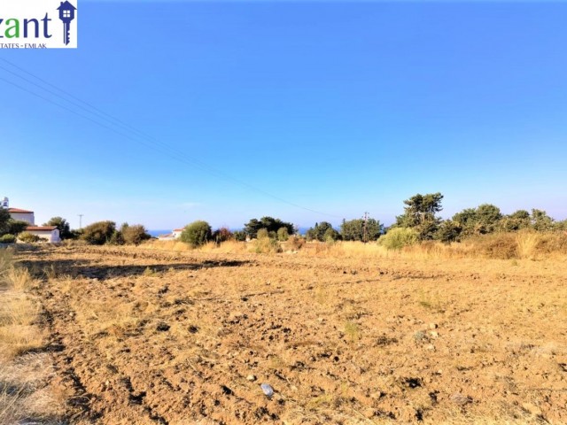 LAND WITH SEA VIEW IN KARSIYAKA