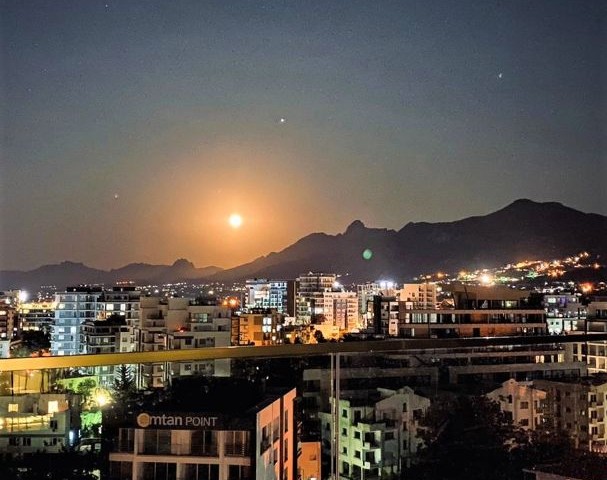 Eben Kaufen in Girne Merkez, Kyrenia