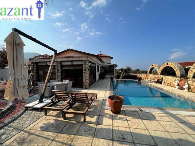 3 BEDROOM BUNGALOW WITH SWIMMING POOL IN KAYALAR