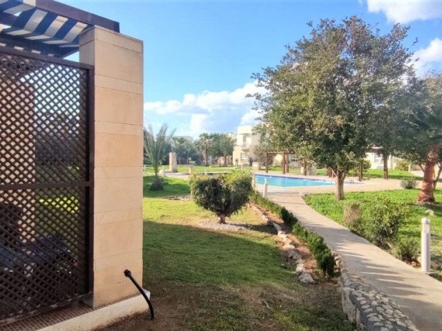 2 BEDROOM APARTMENT WITH POOL IN ESENTEPE