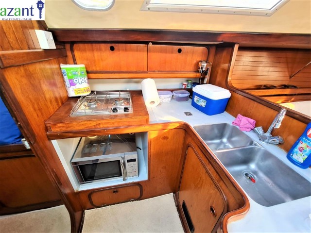 TAUSCHBOOT MIT WOHNUNG ** 