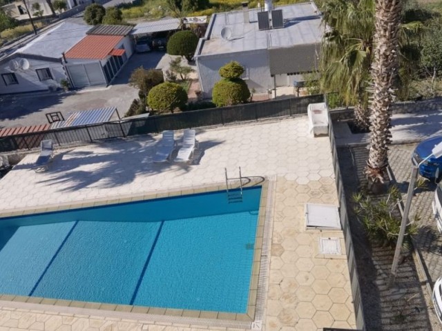 3-ZIMMER-WOHNUNG MIT POOL IN ALSANCAK ** 