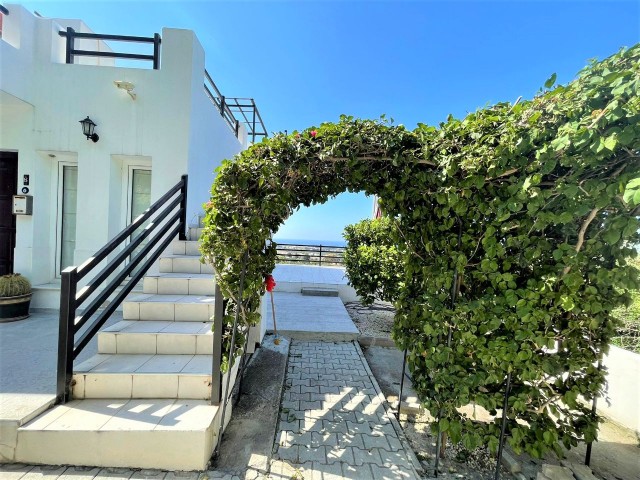 2 BEDROOM SEMI DETACHED IN KARSIYAKA