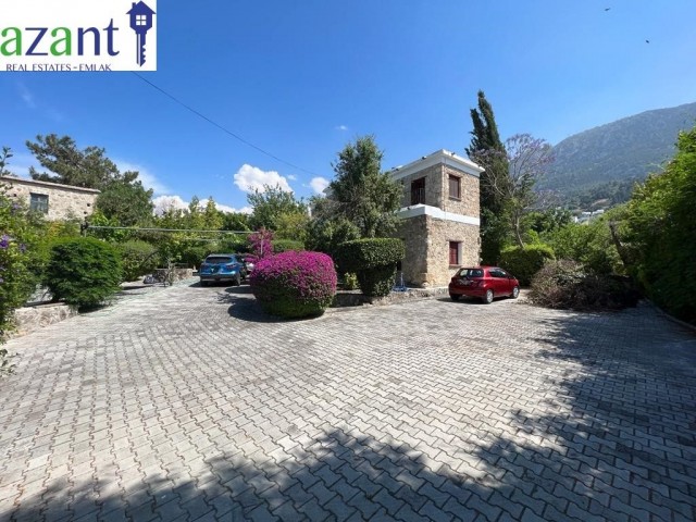 4 BEDROOM STONE VILLA IN LAPTA