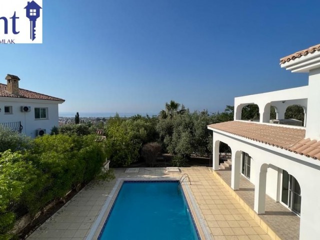 TURKISH TITLE VILLA WITH PRIVATE POOL IN OZANKOY