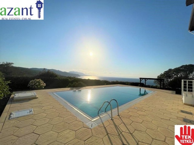 3-ZIMMER-VILLA MIT HERRLICHER AUSSICHT IN KARSIYAKA ** 