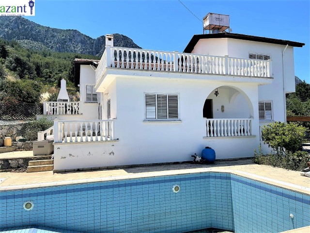 GREAT POTENTIAL VILLA WITH STUNNING VIEW IN LAPTA