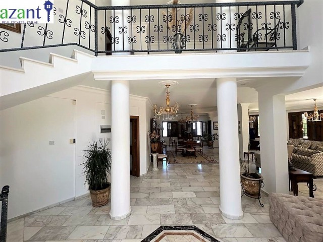 LARGE VILLA IN EDREMIT FOR SALE