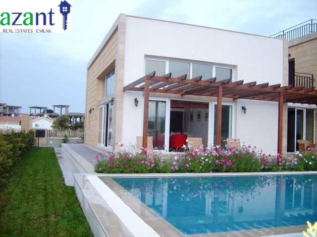 VILLA MIT PRIVATEM POOL IN KYRENIA KARSIYAKA ** 