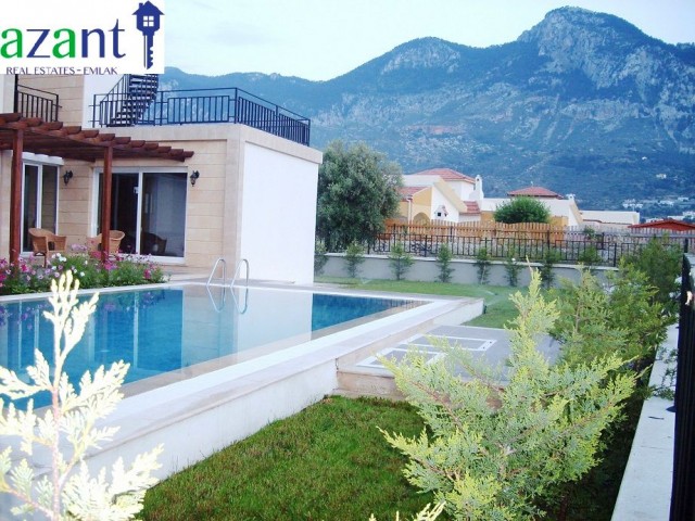 VILLA MIT PRIVATEM POOL IN KYRENIA KARSIYAKA ** 