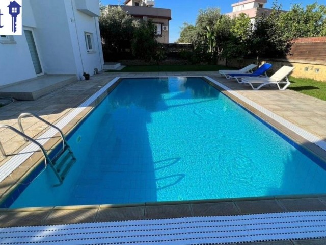 3 BEDROOM VİLLA WITH  SWIMMING POOL IN EDREMİT.