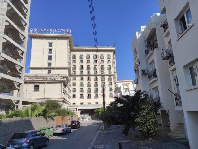 Flat To Rent in Aşağı Girne, Kyrenia