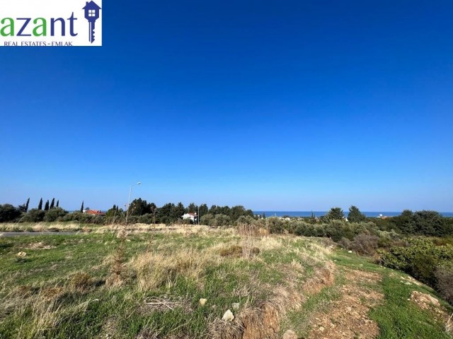 Residential Zoned Plot For Sale in Lapta, Kyrenia