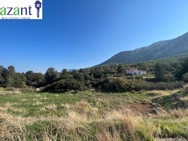 Residential Zoned Plot For Sale in Lapta, Kyrenia