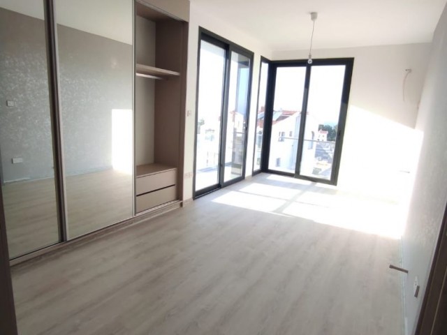 Alsancak'da 4+1 Şahane Villa