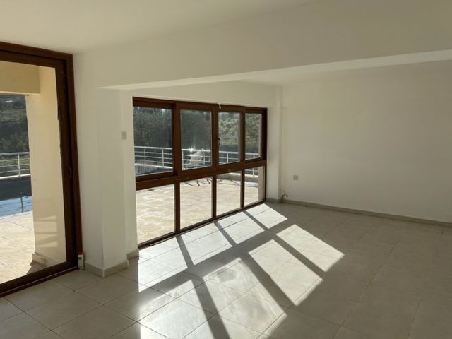 3 BEDROOM VİLLA WITH  TERRACE AND SWIMMING POOL IN KAYALAR.