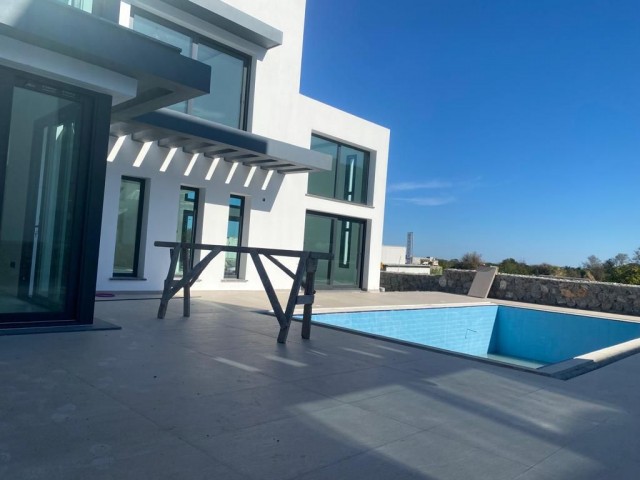 4+1  villa- Karşıyaka, Kyrenia