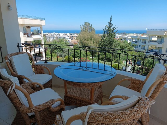 ALSANCAK'TA 3 YATAK ODALI PENTHOUSE  DAİRE