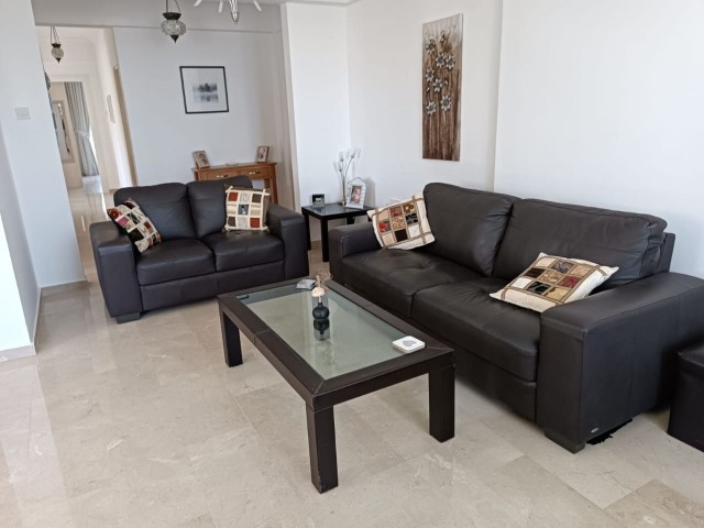 ALSANCAK'TA 3 YATAK ODALI PENTHOUSE  DAİRE